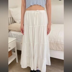 Brandi Melville White Tiered Skirt one size